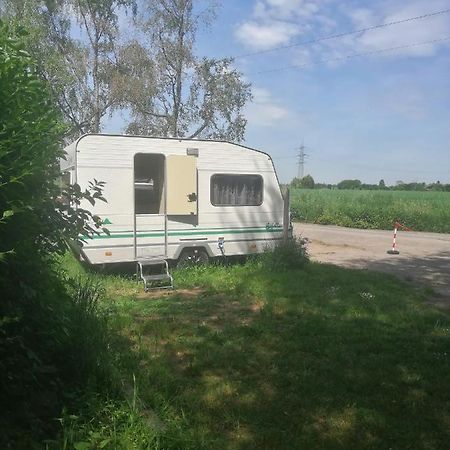 Oldtimer Wohnwagen Karl Heinz Otel Ratingen Dış mekan fotoğraf